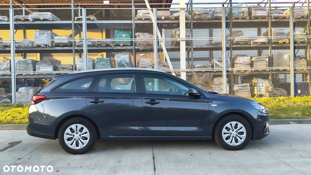 Hyundai i30 1.6 D Classic + DCT - 2