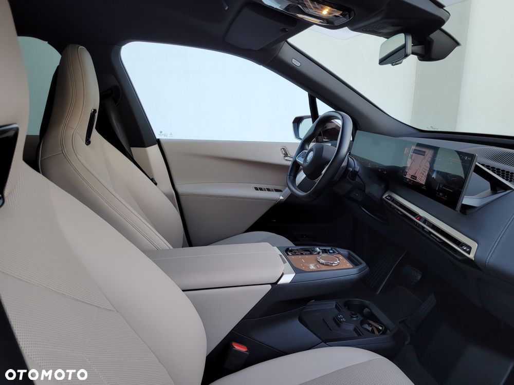 BMW iX xDrive50 111.5kWh Signature - 30
