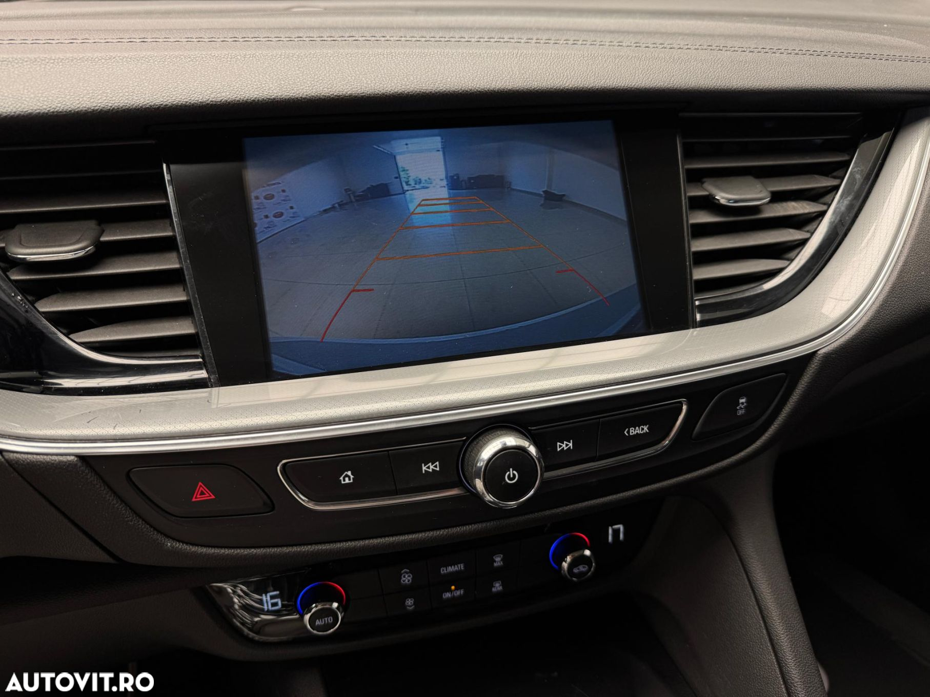 Opel Insignia - 7