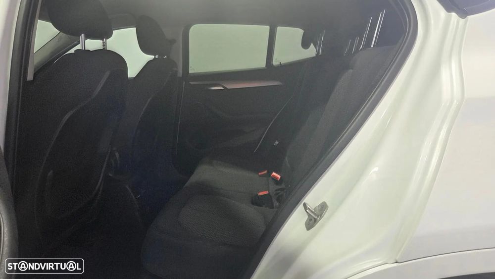 BMW X2 18 d sDrive Advantage - 17