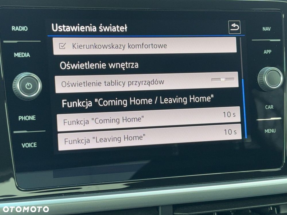 Volkswagen T-Roc 1.5 TSI Life DSG - 30