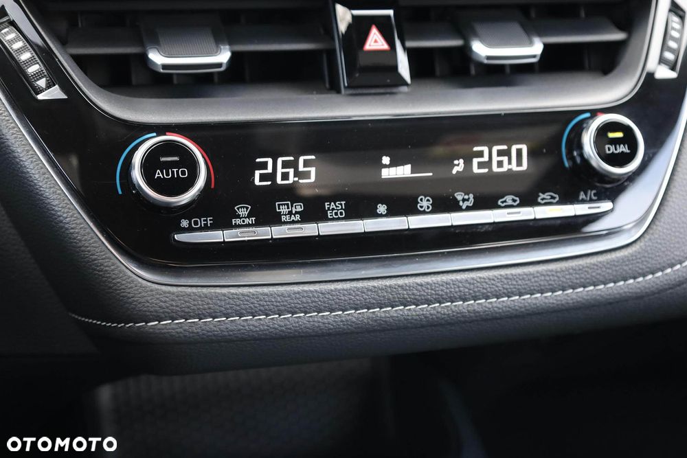 Toyota Corolla 1.8 Hybrid GPF Comfort - 23