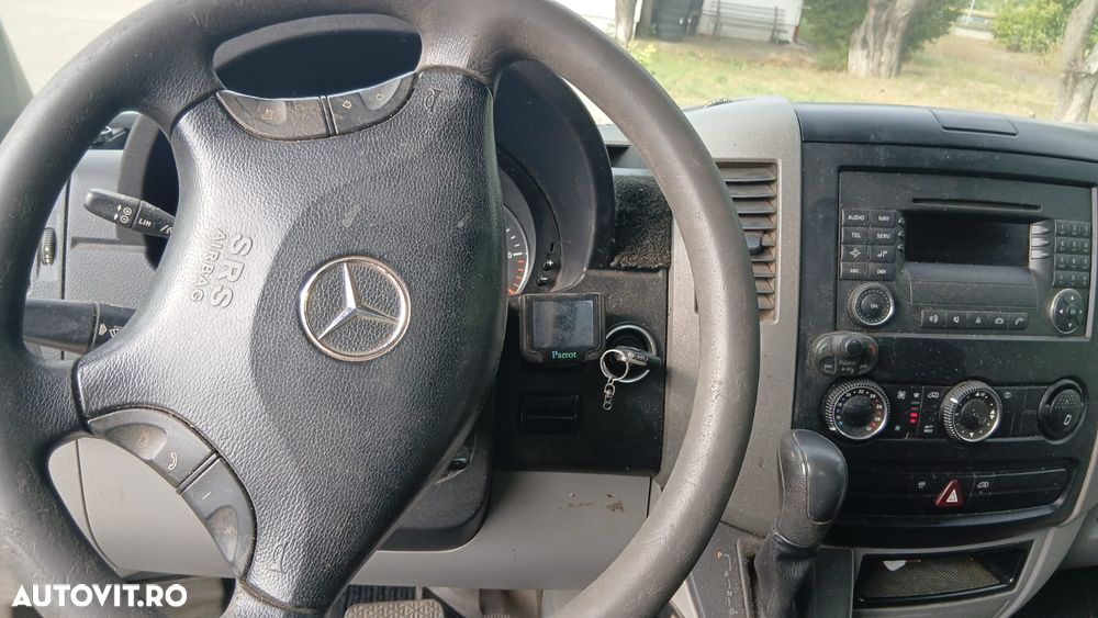 Mercedes-Benz Sprinter - 5