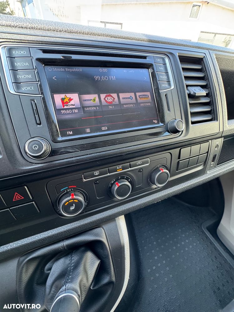 Volkswagen Transporter - 9