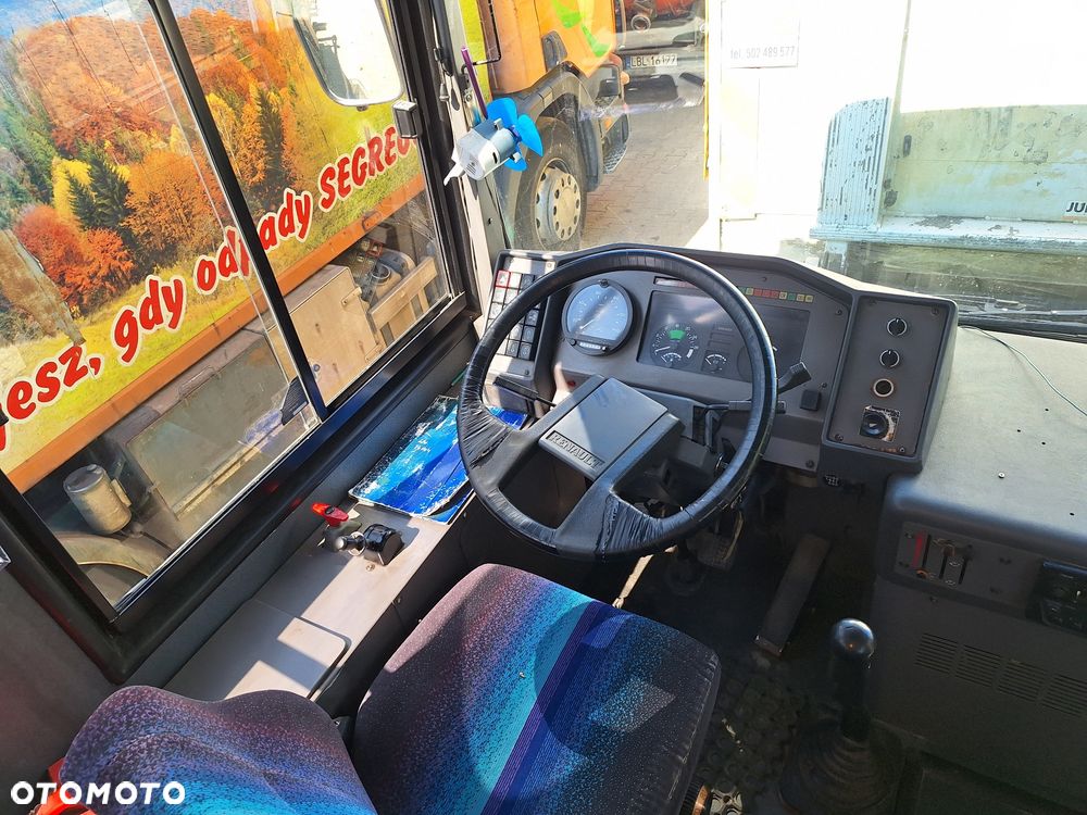 Renault Carrier - 5
