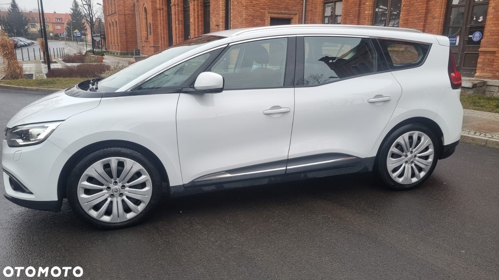Renault Grand Scenic Gr 1.3 TCe FAP Winter Edition - 7