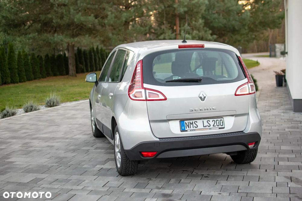 Renault Scenic - 25