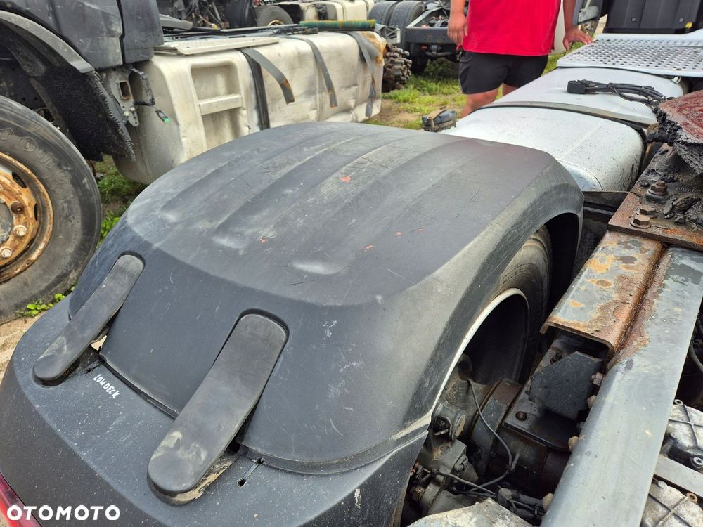 BŁOTNIK GÓRNY NADKOLE DAF XF 106 , CF EURO 6 LOW DECK MEGA - 2