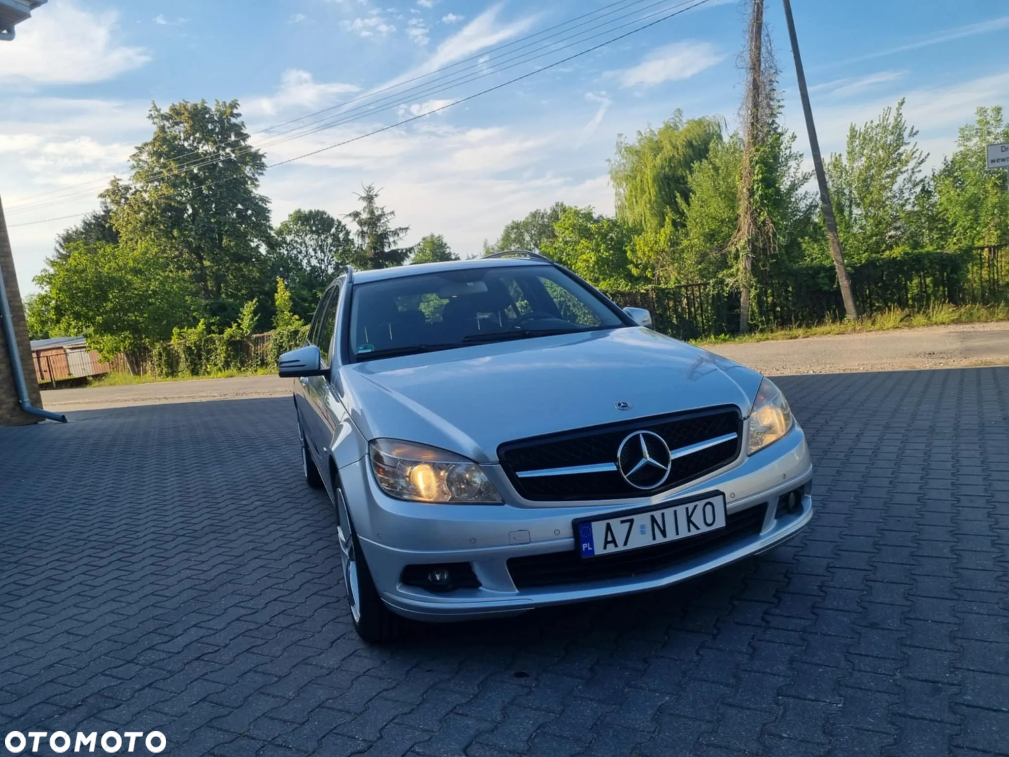 Mercedes-Benz Klasa C 220 T CDI DPF Automatik Avantgarde - 2