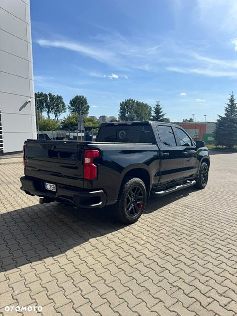 Chevrolet Silverado - 2