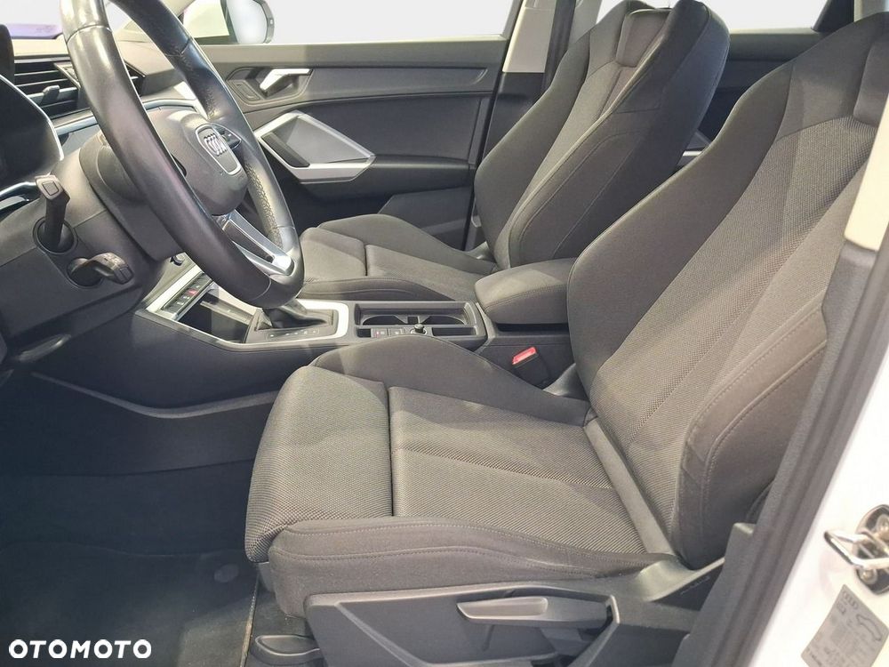 Audi Q3 - 10