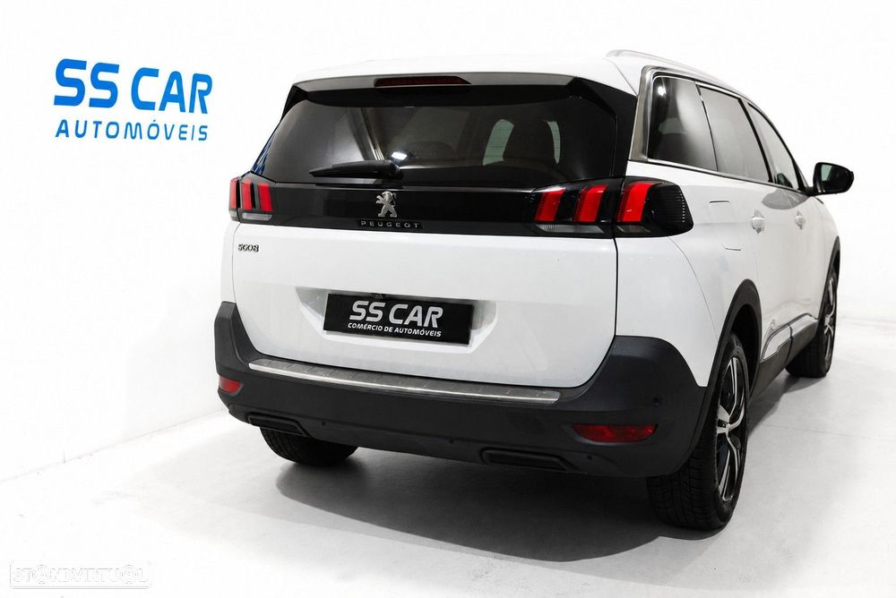 Peugeot 5008 1.2 PureTech Allure EAT8 - 5