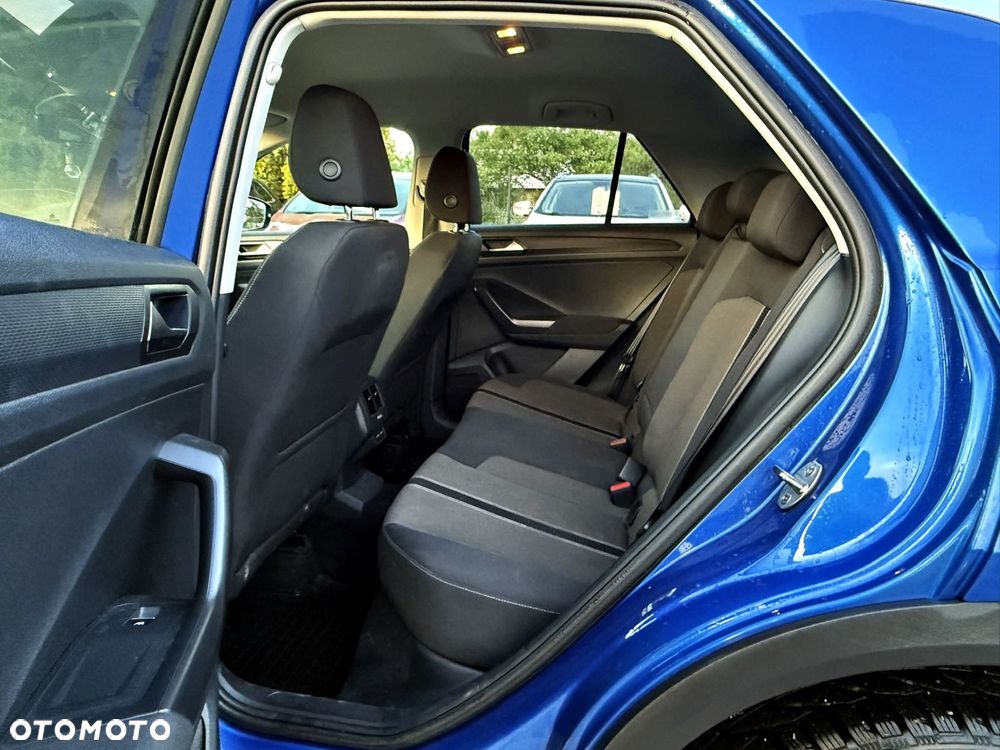 Volkswagen T-Roc - 29