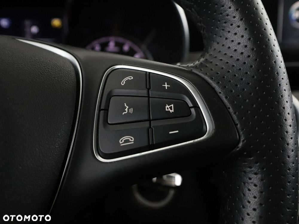 Mercedes-Benz Klasa C 200 4Matic 9G-TRONIC Avantgarde - 30