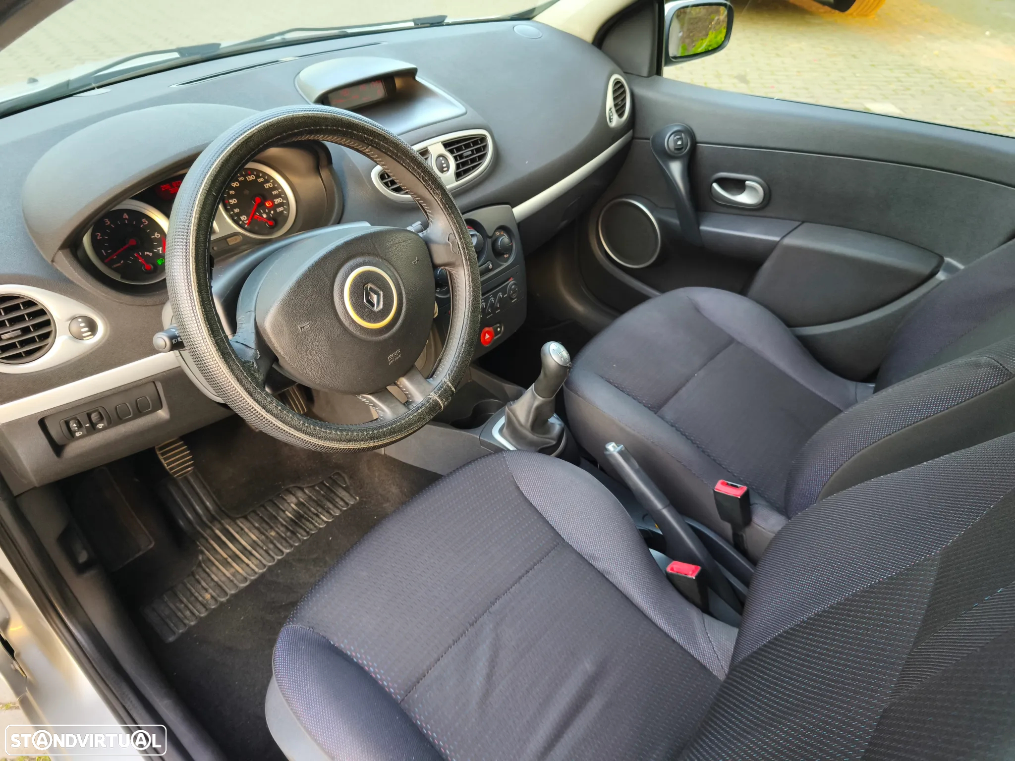 Renault Clio Break 1.2 16V Dynamique - 16