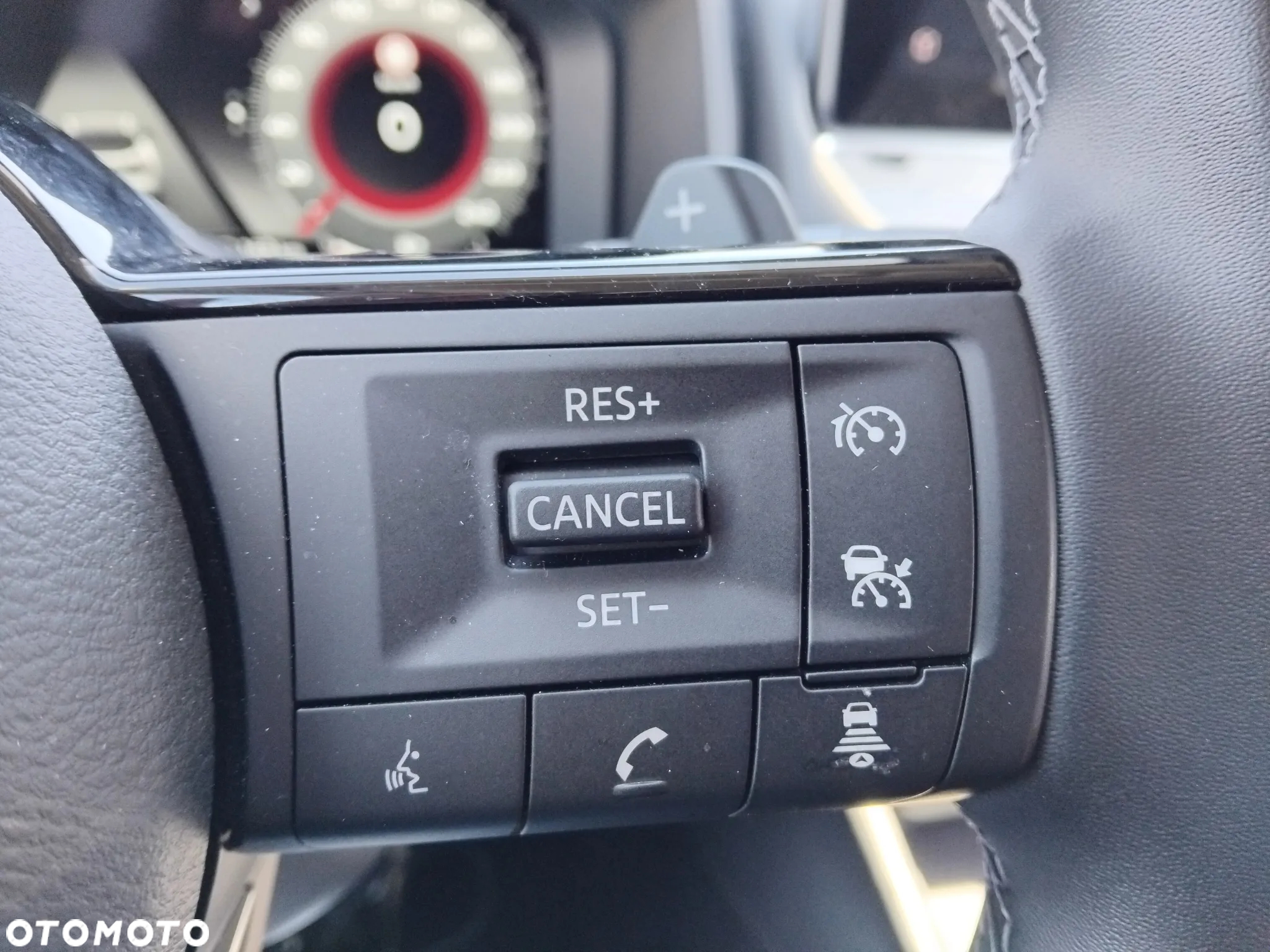 Nissan Qashqai 1.3 DIG-T mHEV N-Connecta Xtronic - 11