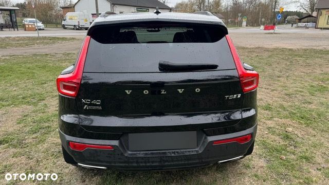 Volvo XC 40 T5 AWD R-Design - 9