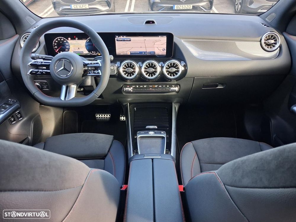 Mercedes-Benz GLA 250 e AMG Line - 19