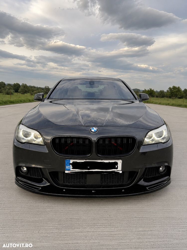 BMW Seria 5 525d xDrive - 2