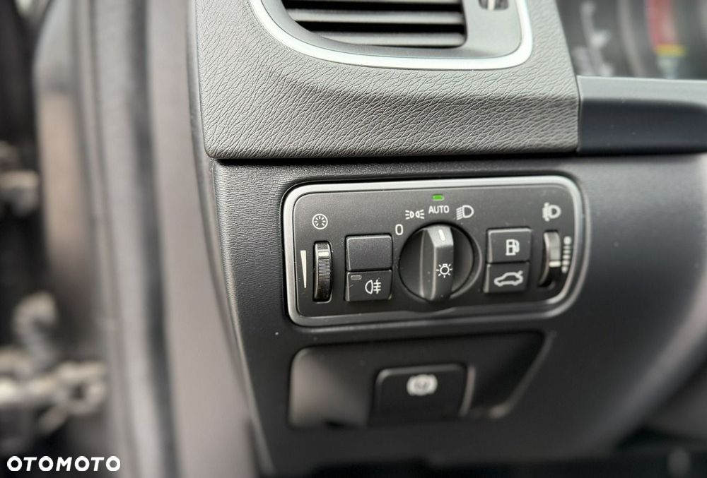 Volvo S60 D3 Drive-E Momentum - 35