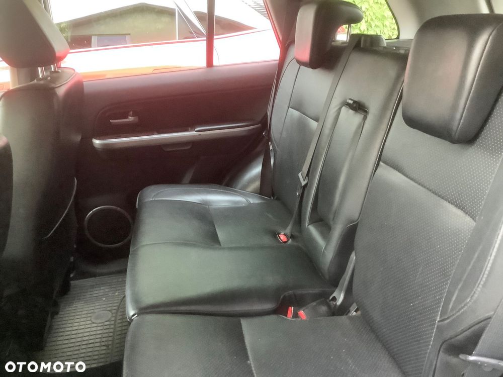 Suzuki Grand Vitara 2.0 De Luxe - 4