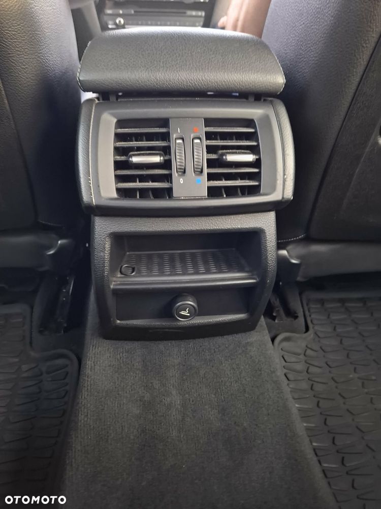 BMW X3 xDrive20d - 13