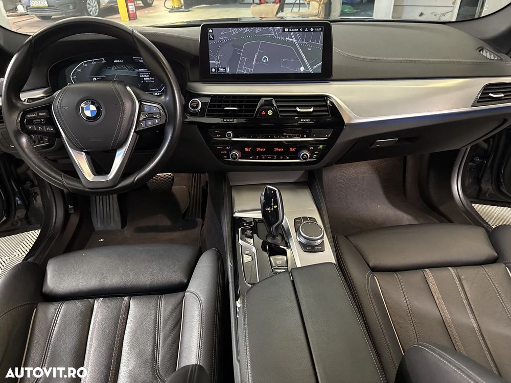 BMW Seria 5 530e xDrive Aut. Luxury Line - 10