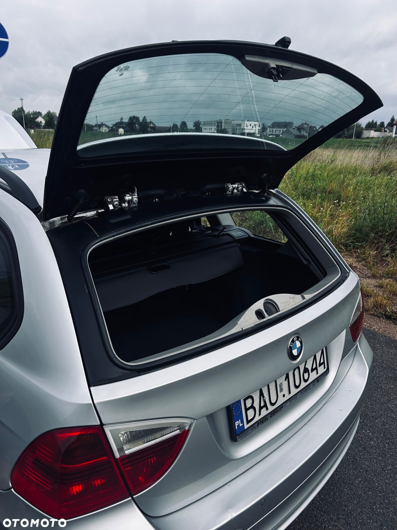 BMW Seria 3 318d DPF Touring - 7