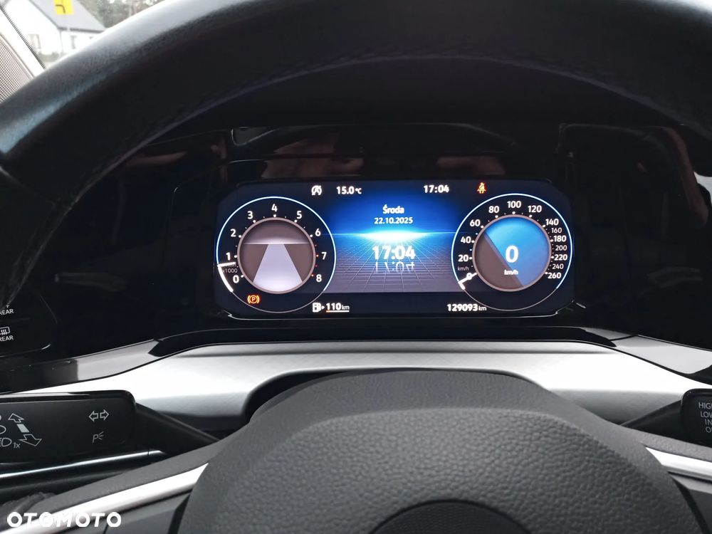 Volkswagen Golf VIII 1.5 TSI EVO Life - 13