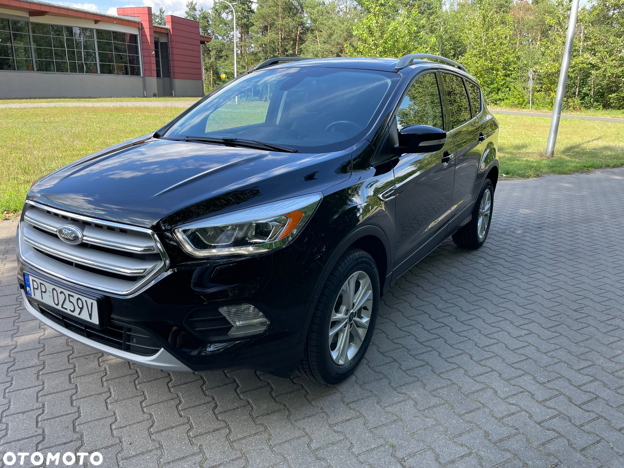 Ford Kuga 1.5 EcoBoost 2x4 Titanium - 15