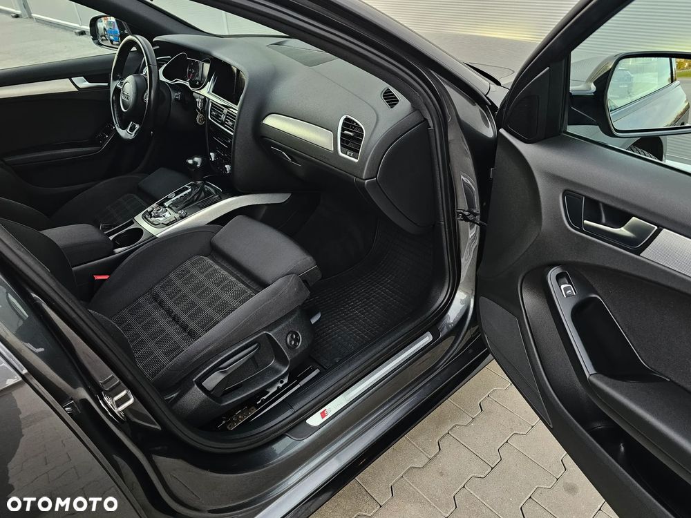 Audi A4 Avant 2.0 TDI DPF clean diesel multitronic S line Sportpaket - 7
