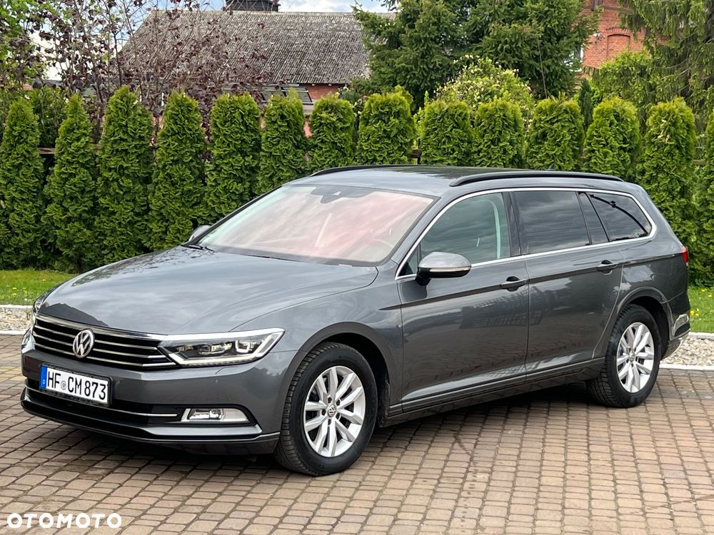Volkswagen Passat - 2