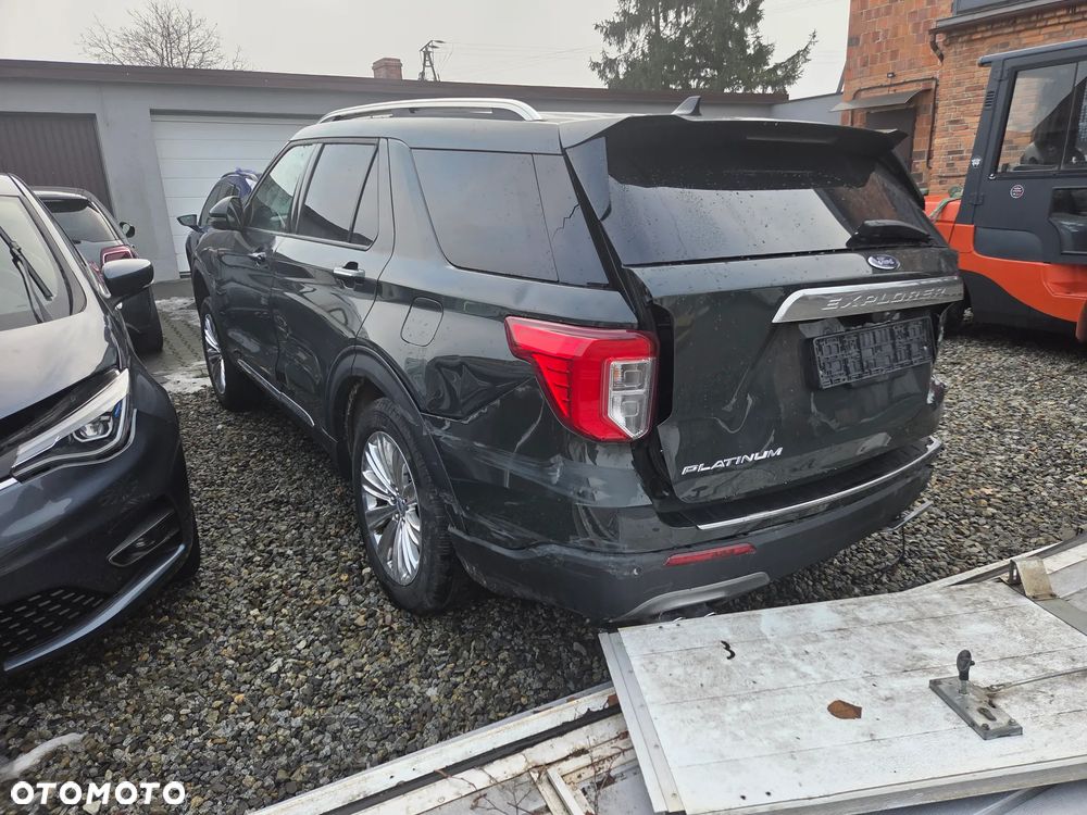 Ford Explorer EcoBoost Plug-in Hybrid PLATINUM - 2