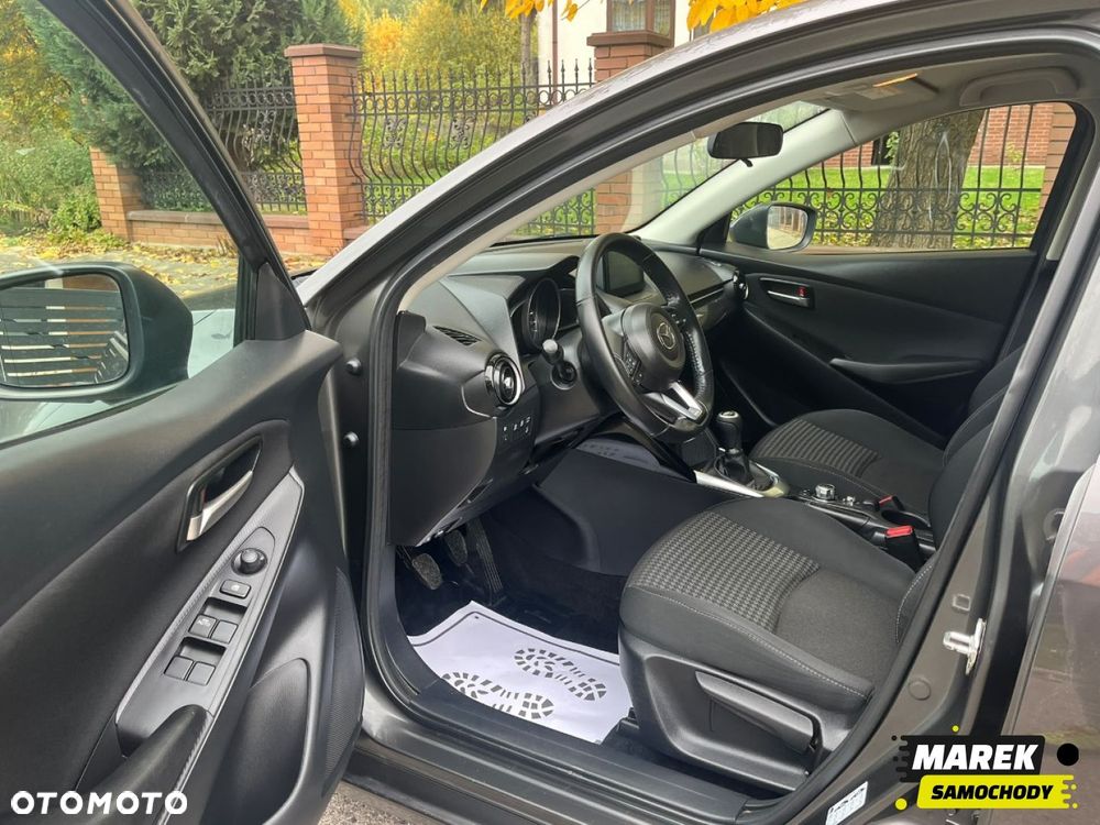 Mazda 2 - 13