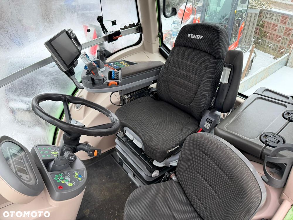 Fendt 828 Vario Profi Plus - 19