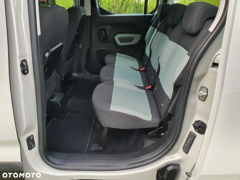 Citroën Berlingo XL PureTech 110 LIVE PACK - 20