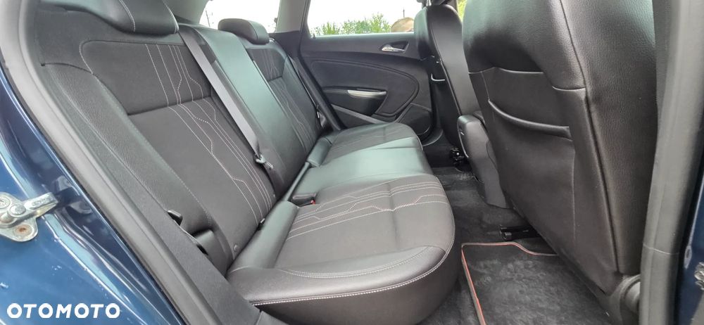 Opel Astra 1.6 Turbo 150 Jahre - 33
