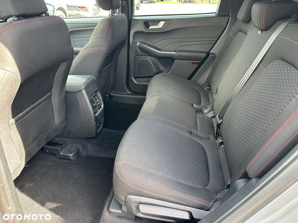 Ford Kuga - 13