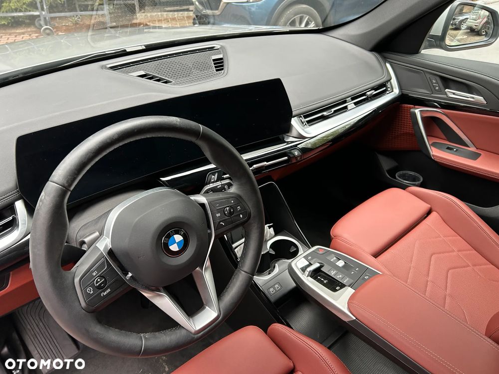 BMW X1 xDrive25i xLine sport - 10
