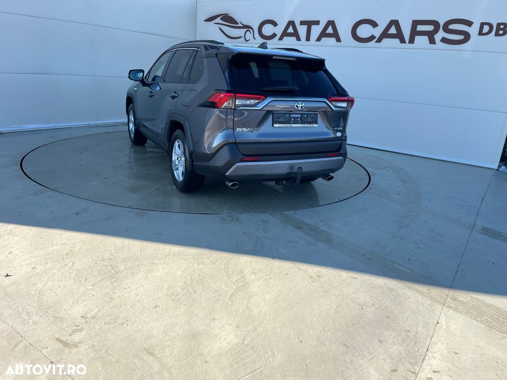 Toyota RAV4 - 11