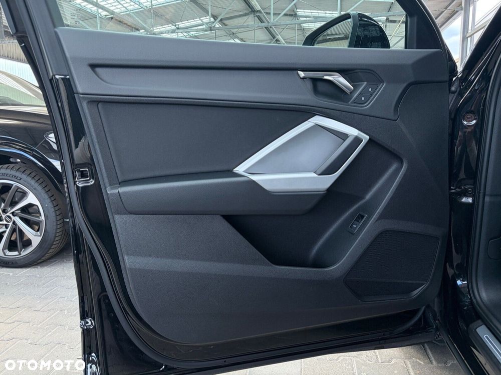 Audi Q3 - 13
