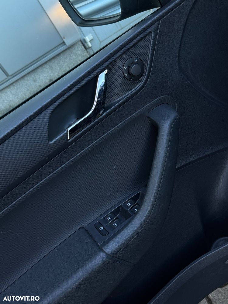 Skoda RAPID - 21