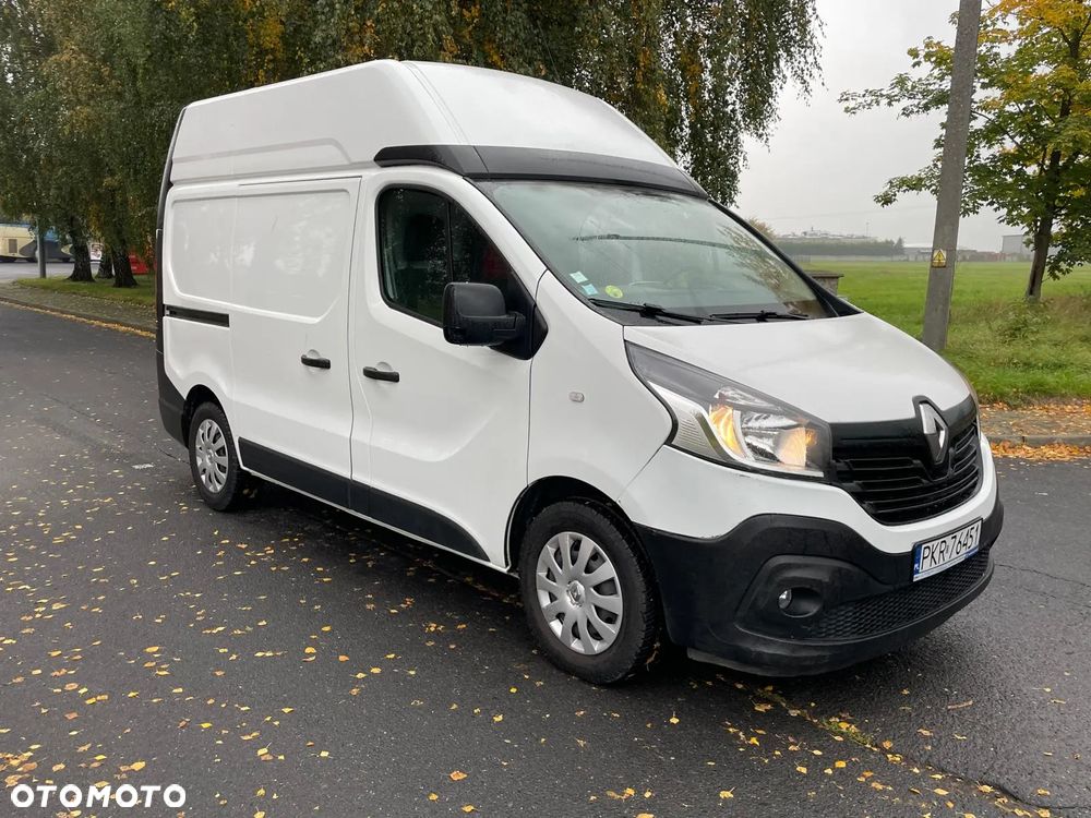 Renault Trafic - 1