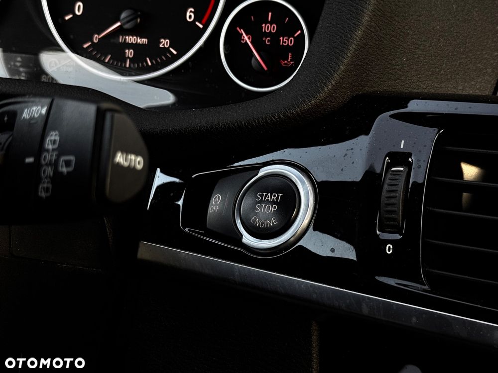 BMW X3 xDrive20d Advantage - 23
