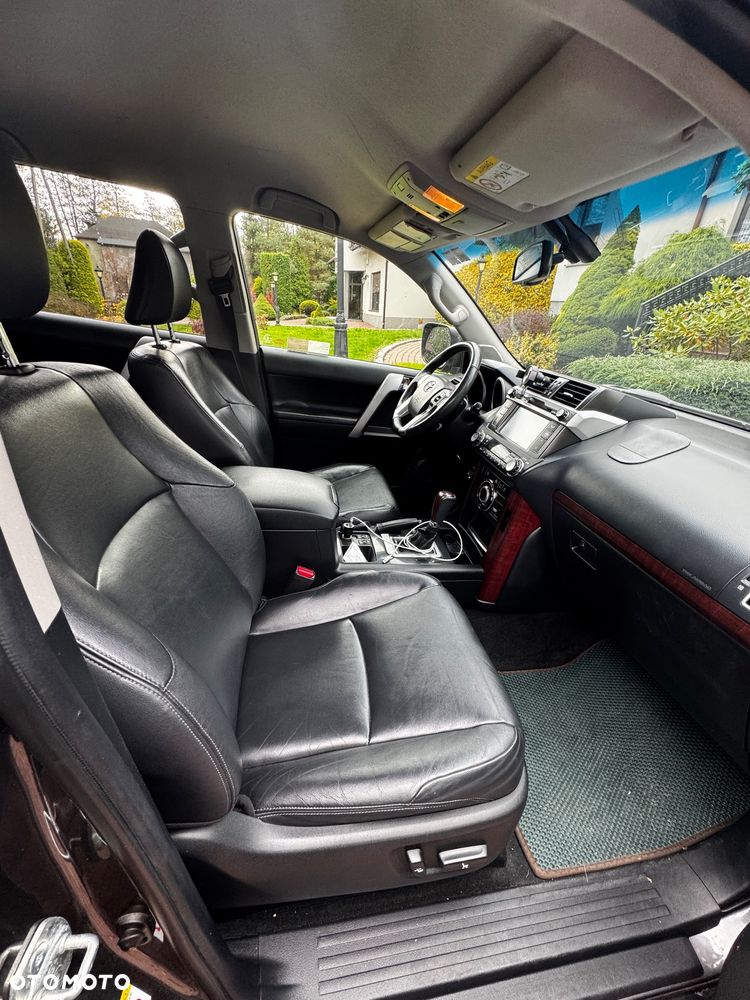 Toyota Land Cruiser LC 2.8 D-4D Invincible - 10