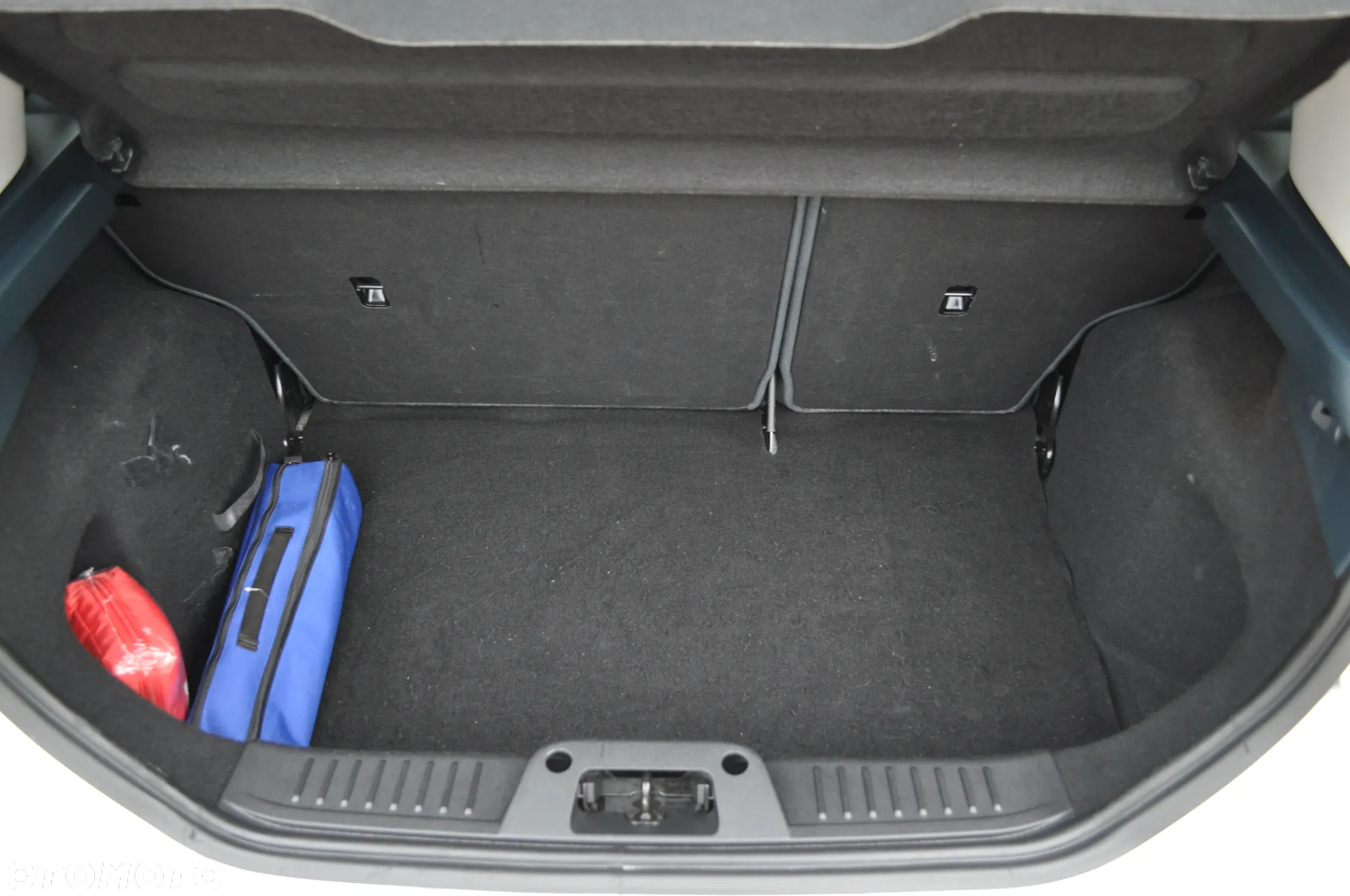 Ford Fiesta 1.25 Viva - 32
