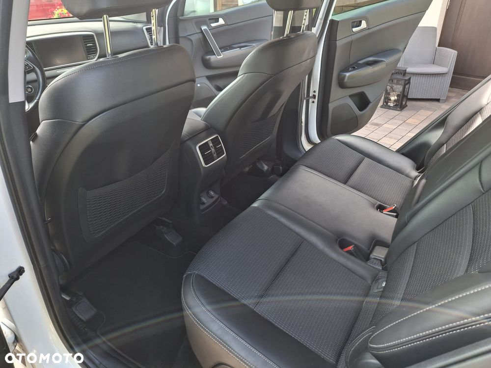 Kia Sportage 1.6 GDI L 2WD - 21