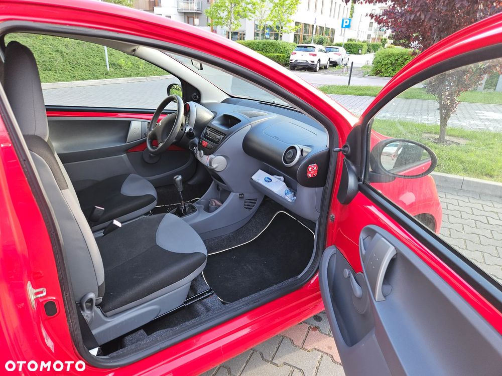 Peugeot 107 1.0 Happy - 9