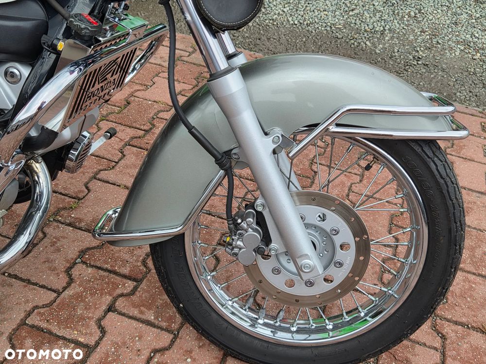 Honda Shadow - 3