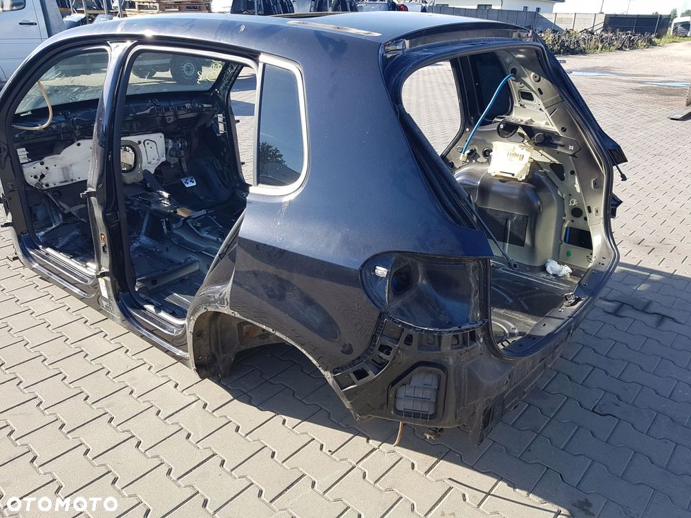 TIGUAN I 5N 06-15r BŁOTNIK ĆWIARTKA LEWA TYŁ TYLNA LC9X